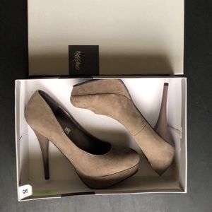 Mossimo Pumps- Taupe